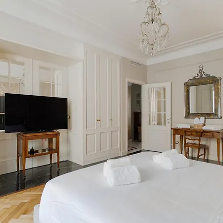 Lejlighed Brera Trilocale Di Lusso