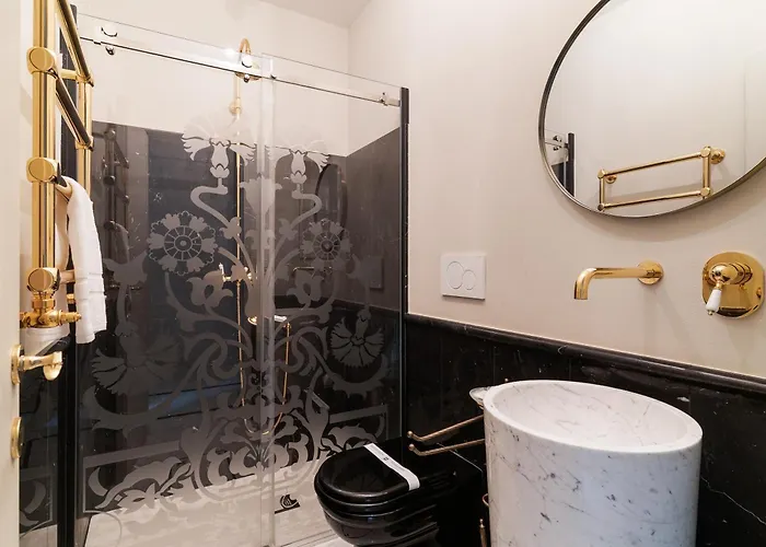 Brera Trilocale Di Lusso Apartamento Milão