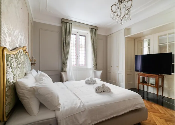 Brera Trilocale Di Lusso Milão